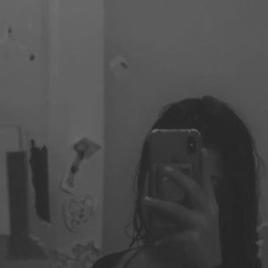 Meet your Posher, Savaira